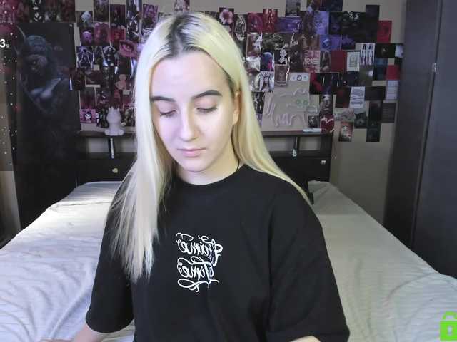 Angel1Bunny live cam on BongaCams