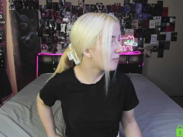 Angel1Bunny live cam on BongaCams