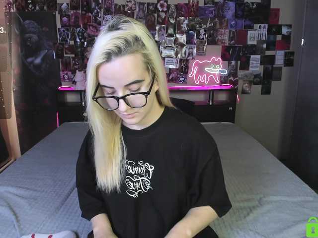 Angel1Bunny live cam on BongaCams