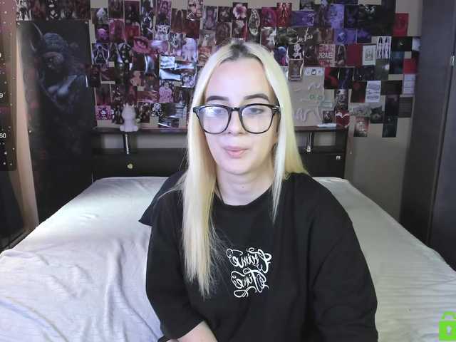 Angel1Bunny live cam on BongaCams
