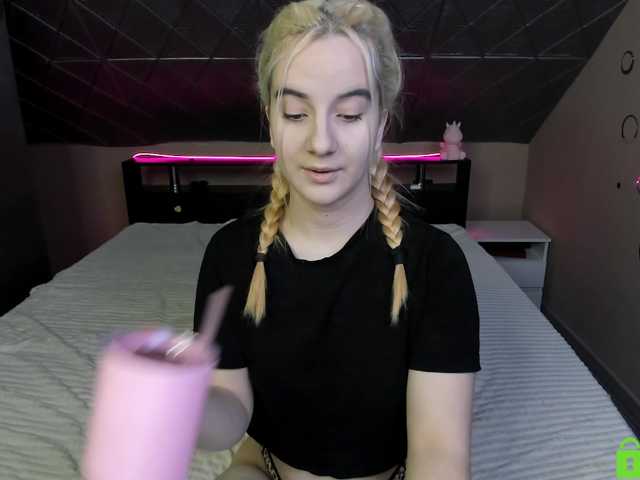 Angel1Bunny's BongaCams show and profile