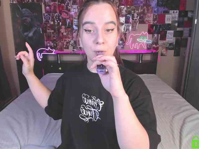 Angel1Bunny webcam