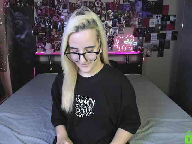 Angel1Bunny webcam