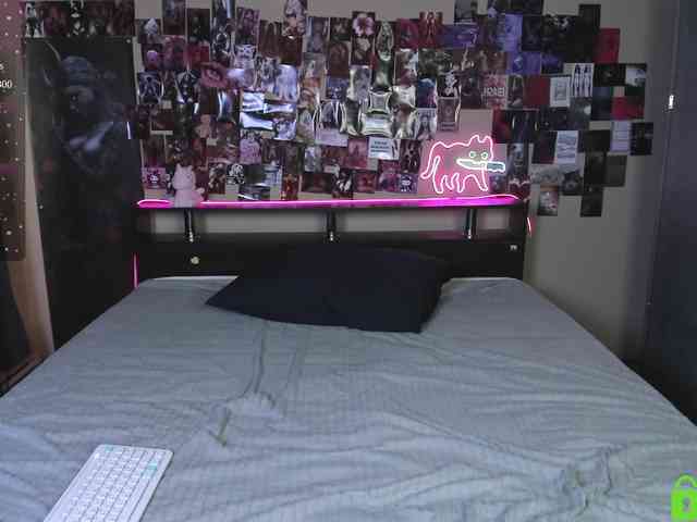 Angel1Bunny webcam