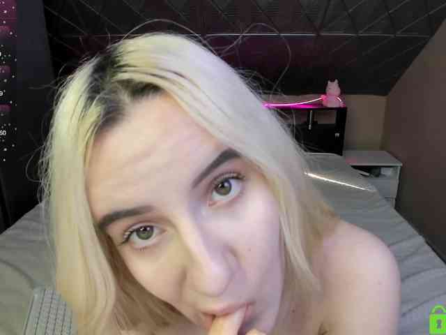 Angel1Bunny webcam