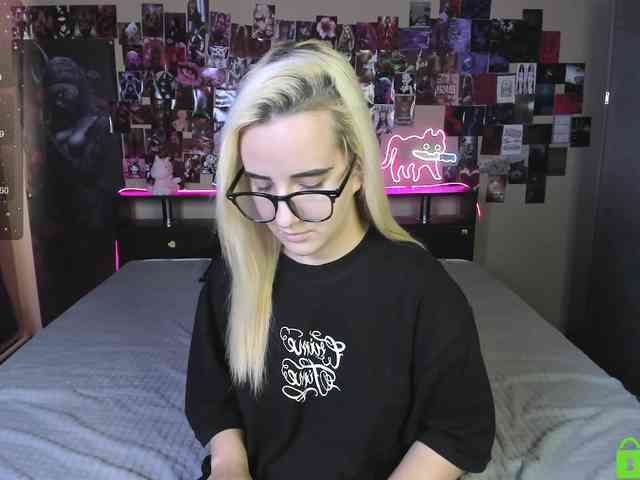 Angel1Bunny webcam