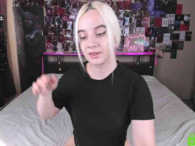 Angel1Bunny webcam