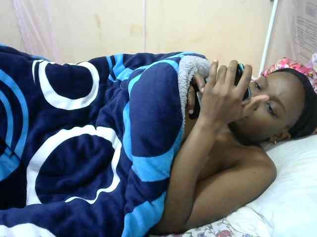 Cuteallianah webcam