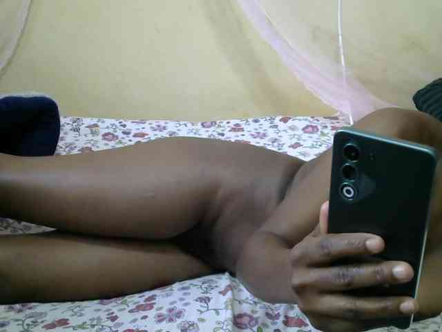 Cuteallianah webcam