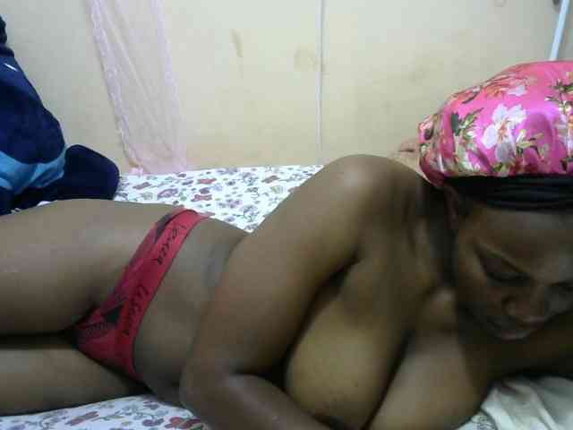 Cuteallianah webcam