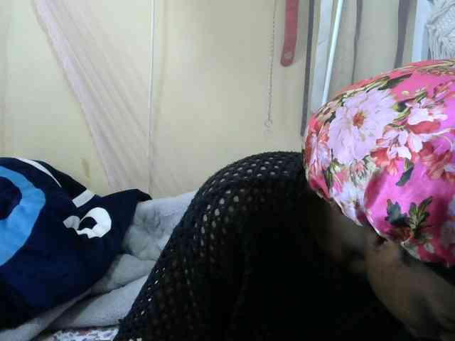 Cuteallianah webcam
