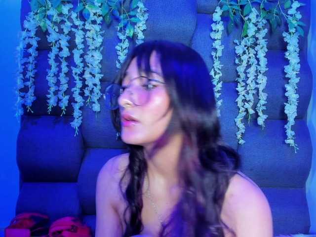 DaniDream live cam on BongaCams