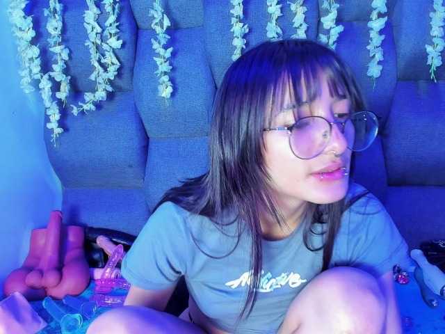 DaniDream live cam on BongaCams