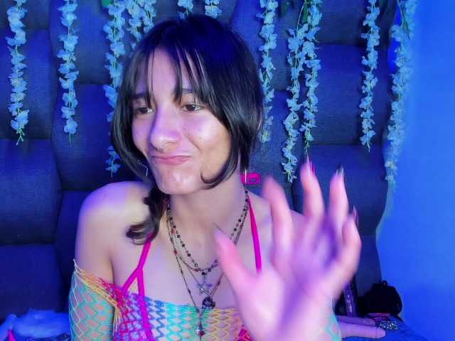 DaniDream live cam on BongaCams