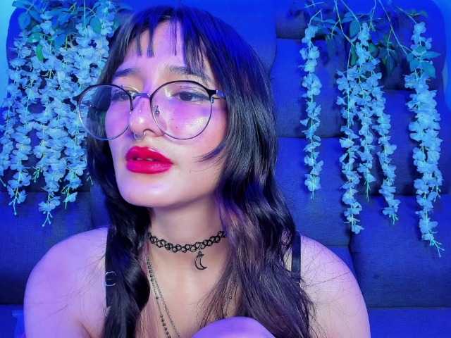 DaniDream live cam on BongaCams