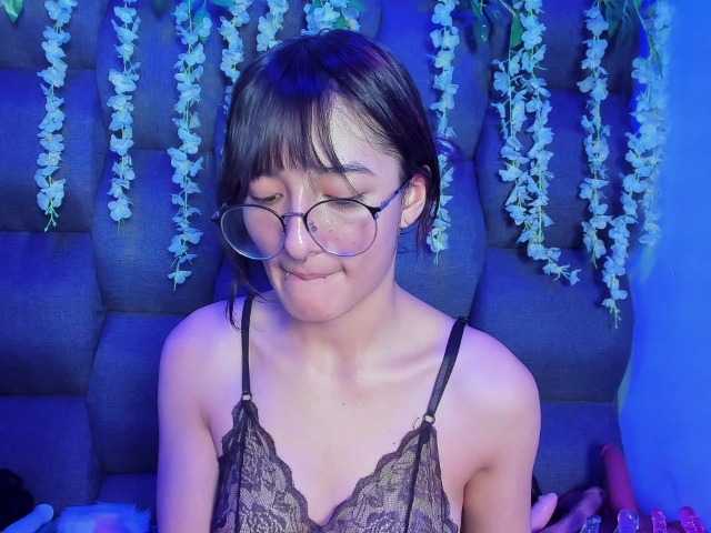 DaniDream live cam on BongaCams
