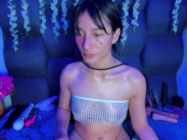DaniDream live cam on BongaCams