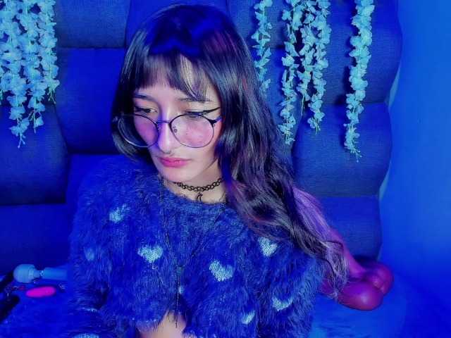 DaniDream live cam on BongaCams