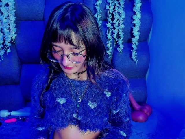 DaniDream live cam on BongaCams