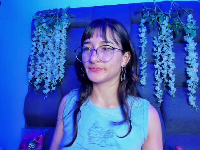DaniDream live cam on BongaCams