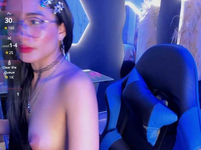 DaniDream live cam on BongaCams