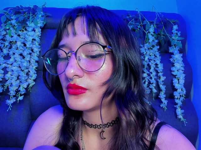 DaniDream live cam on BongaCams