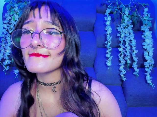 DaniDream live cam on BongaCams