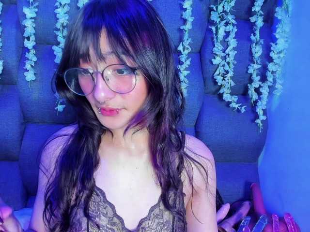 DaniDream live cam on BongaCams