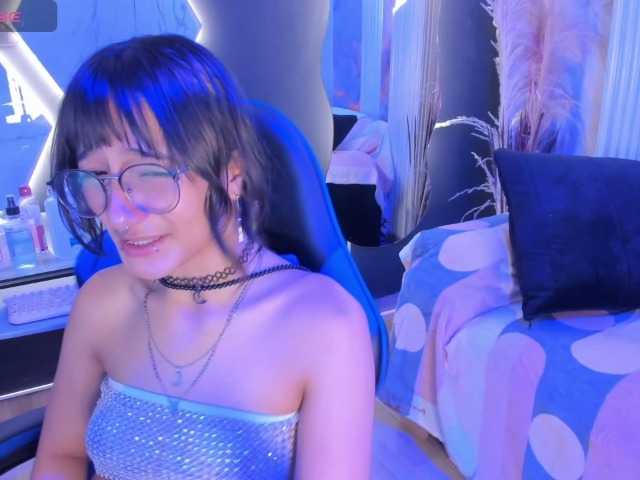 DaniDream live cam on BongaCams
