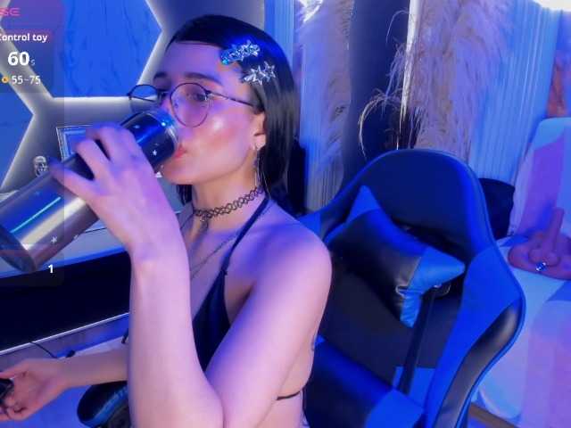 DaniDream live cam on BongaCams