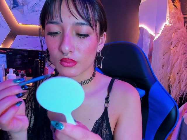 DaniDream live cam on BongaCams