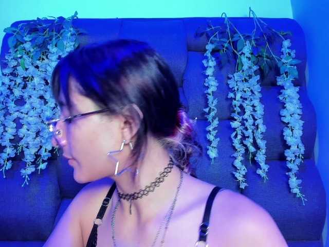 DaniDream live cam on BongaCams