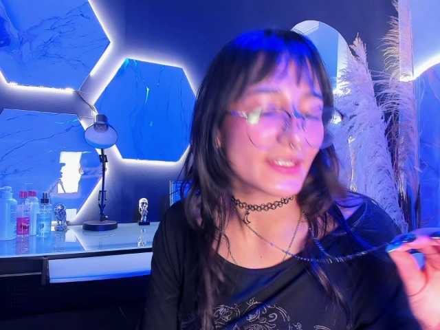 DaniDream live cam on BongaCams