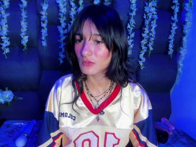 DaniDream live cam on BongaCams