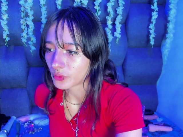 DaniDream live cam on BongaCams