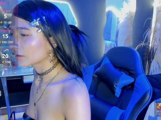 DaniDream live cam on BongaCams