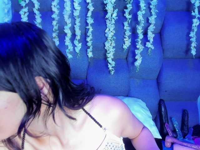 DaniDream live cam on BongaCams
