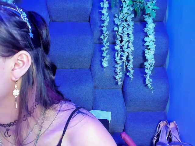 DaniDream live cam on BongaCams