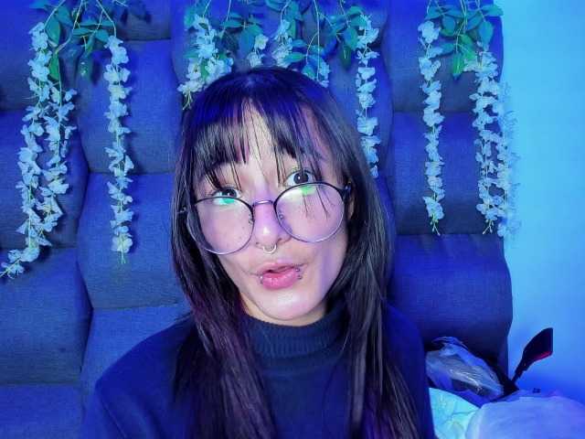 DaniDream live cam on BongaCams