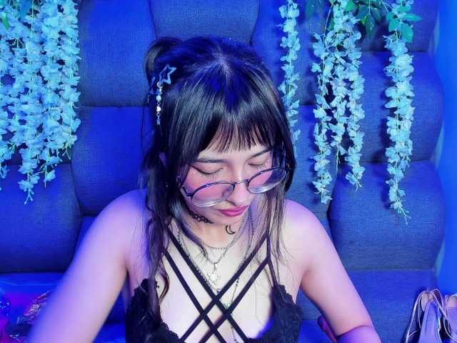 DaniDream live cam on BongaCams