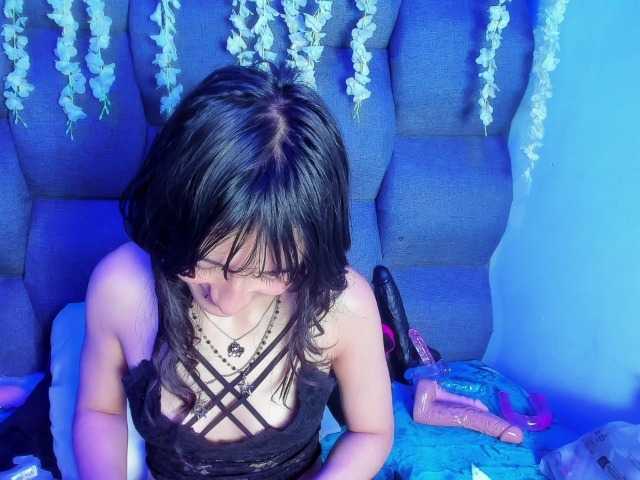 DaniDream live cam on BongaCams