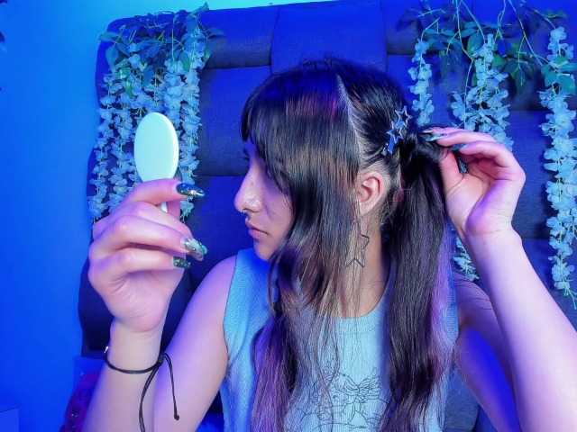 DaniDream live cam on BongaCams