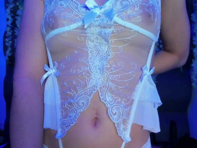DaniDream live cam on BongaCams