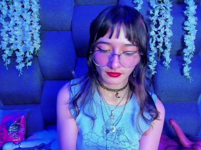 DaniDream webcam bongacams model stream image