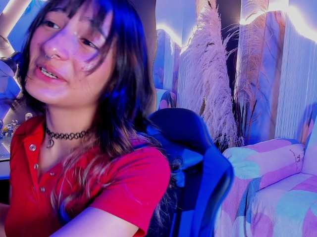 DaniDream live cam on BongaCams