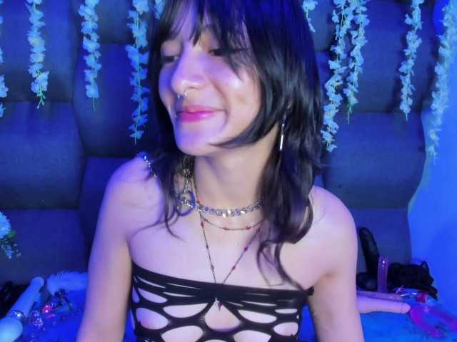 DaniDream live cam on BongaCams