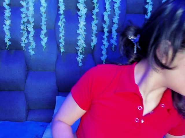 DaniDream live cam on BongaCams