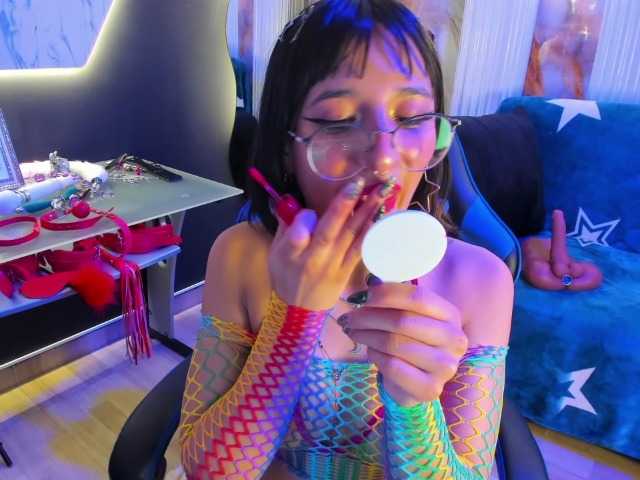 DaniDream live cam on BongaCams