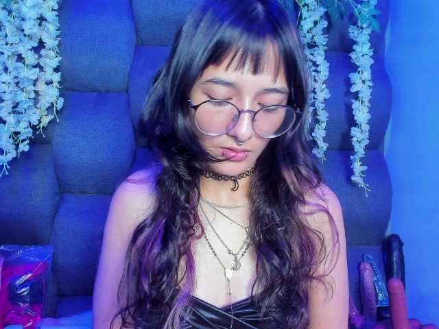 DaniDream live cam on BongaCams