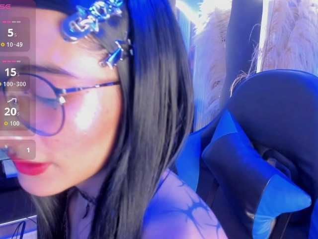 DaniDream live cam on BongaCams
